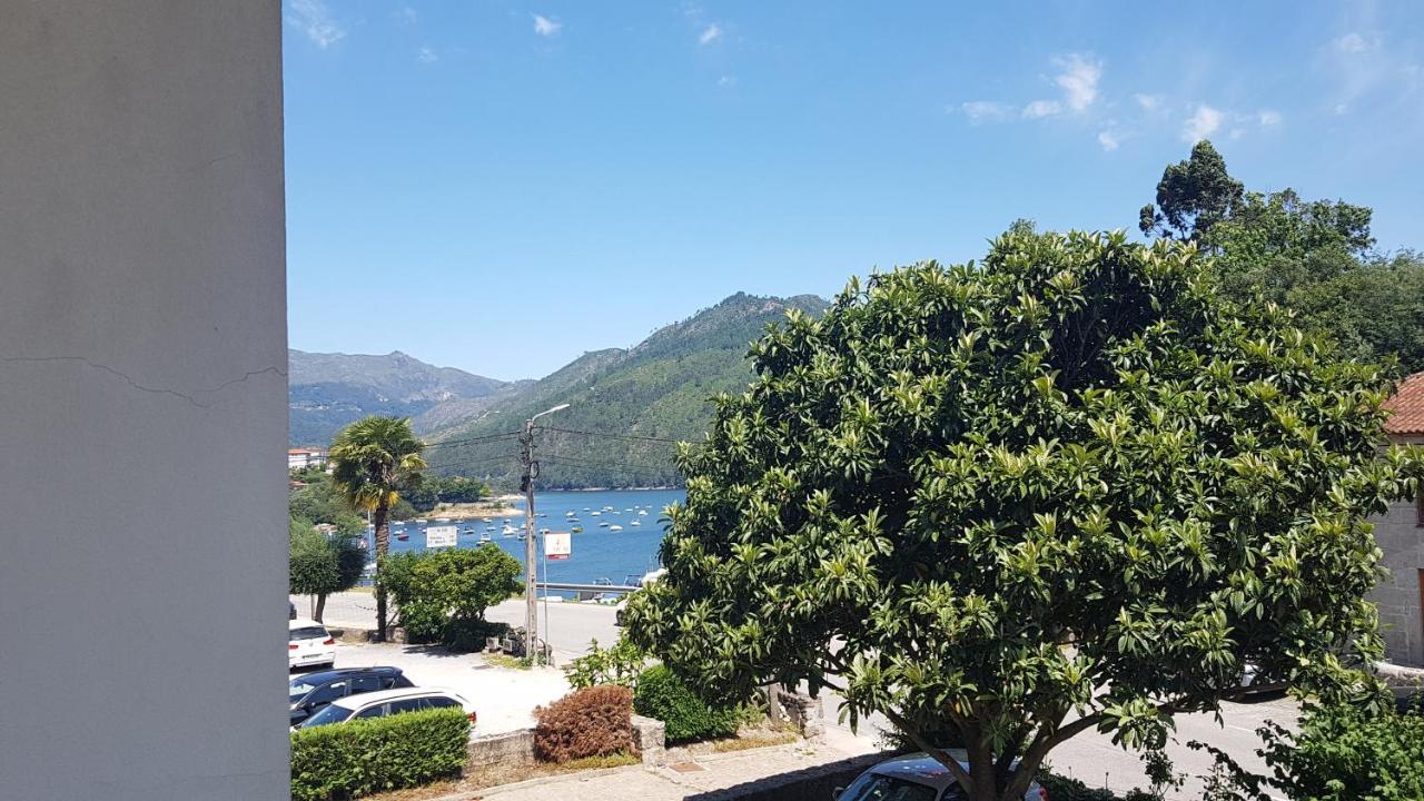 Sobreiro Apartamentos Rio Caldo Exteriör bild